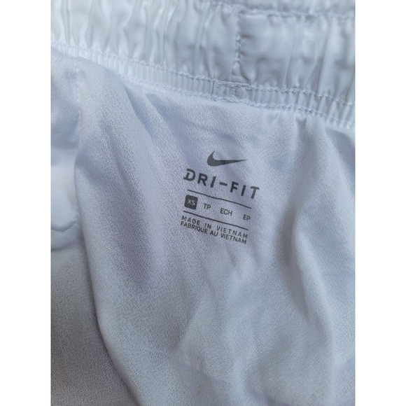 Nike Shorts Womens XS Dri Fit Track Running Jogging Training Ladies 3 Inch - Picture 4 of 4